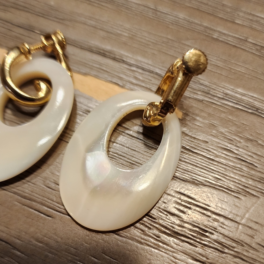 Opal peral earrings screw on